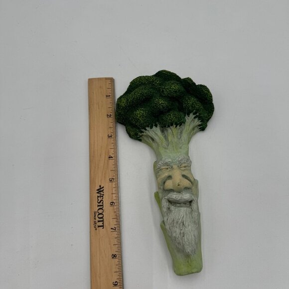 R Vandamme Anthropomorphic Folk Art Broccoli Man Sculpture  Signed  8" - Picture 9 of 12